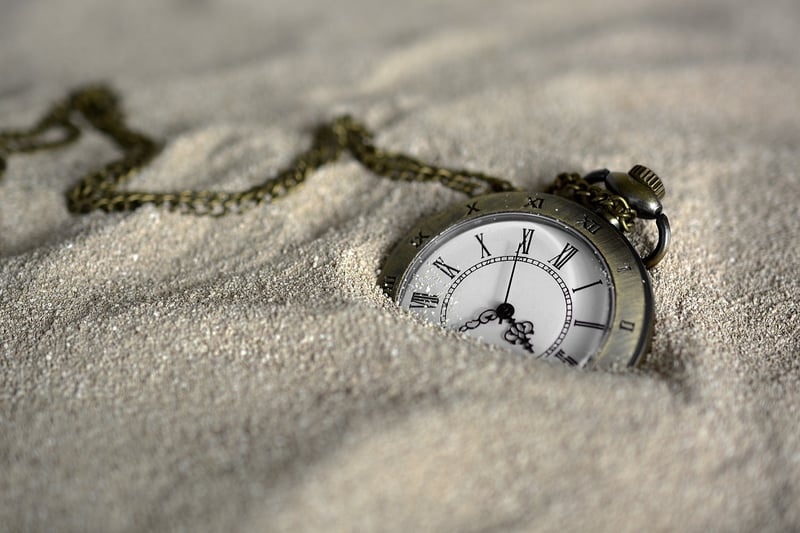 Time Warp Narratives